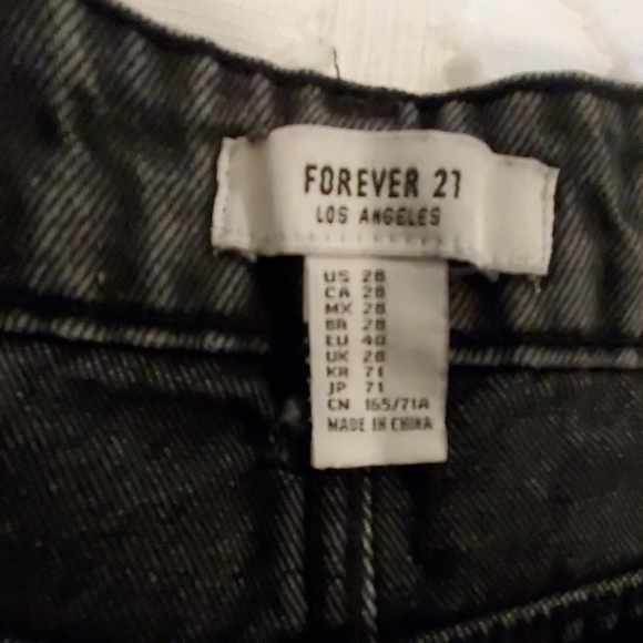 Forever 21 high waisted shorts 28 - Picture 5 of 6